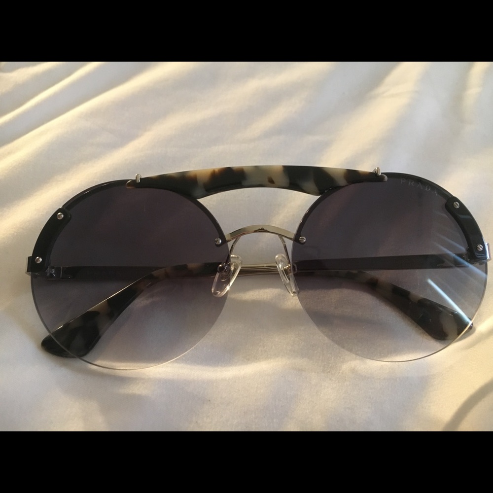 PRADA sunglasses! Excellent condition!